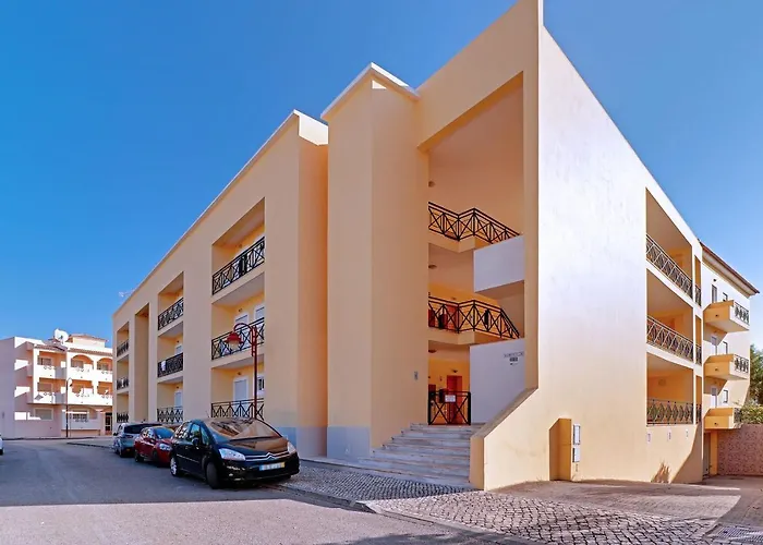 Vilamoura Delight With Pool By Homing